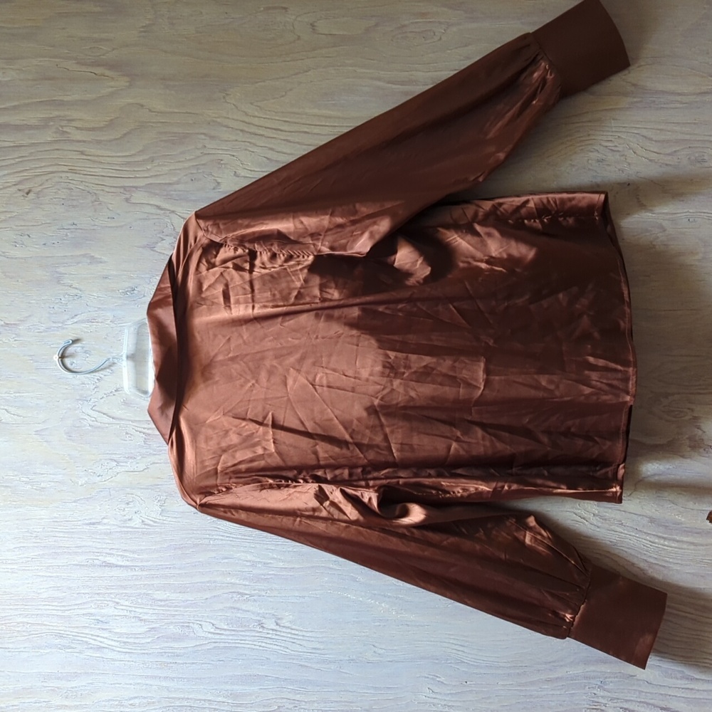 LYANER Long sleeve drape front blouse Brown Size M stretch satin - Picture 4 of 8